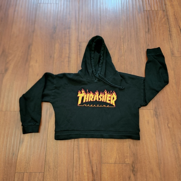 THRASHER FLAME LOGO CROP HOODIE